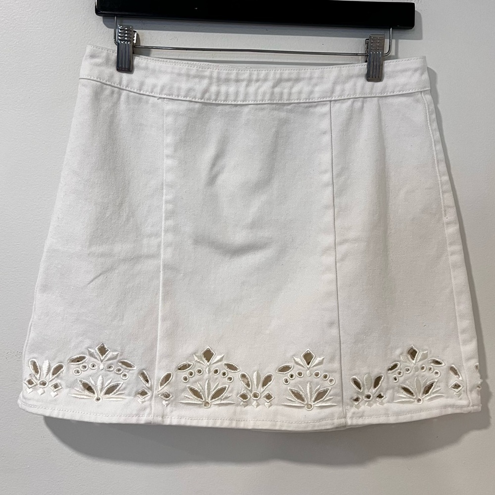 Pacsun laser cut white denim embroidered skirt